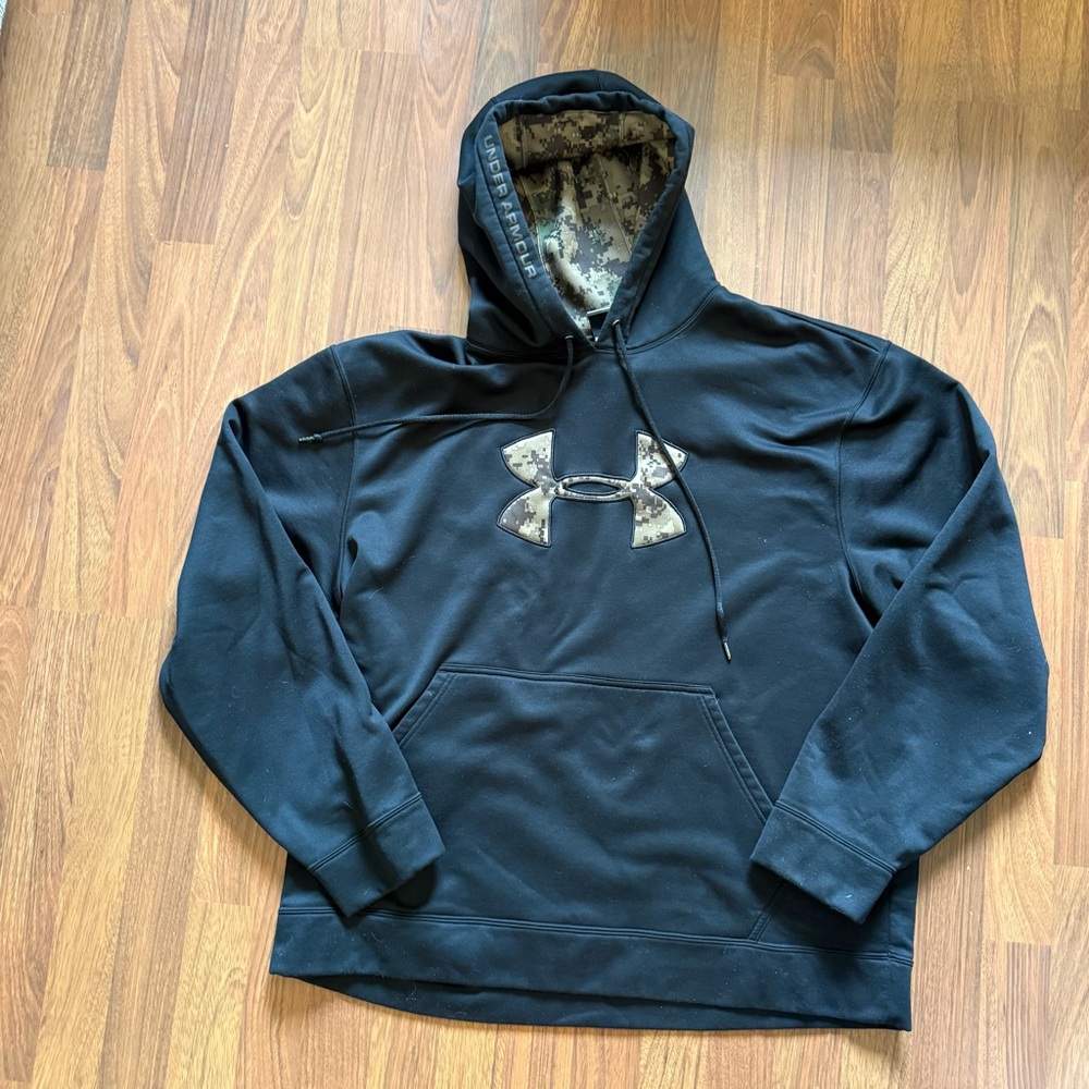 Men's Under Armour Camo Hoodie Size XL